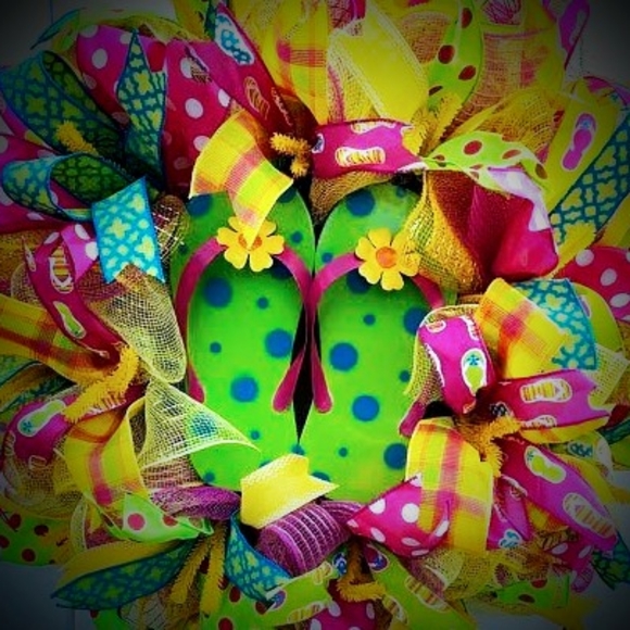 Large summer flip flop wreath - Picture 2 of 2